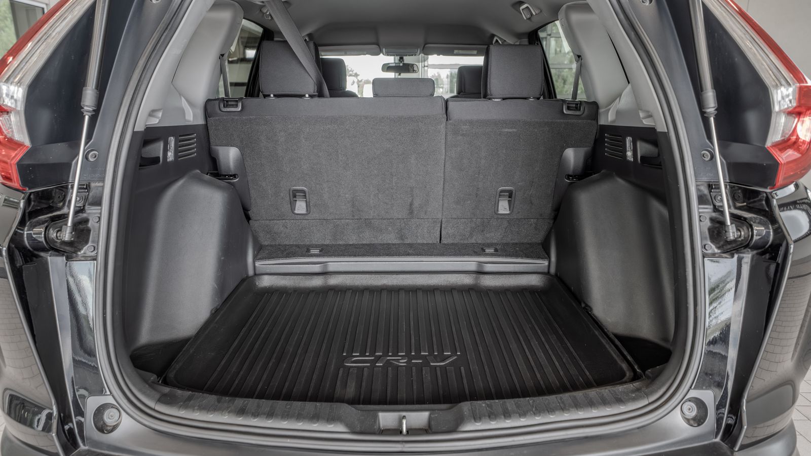 2019 Honda CR-V LX — foto completa 33 de 33