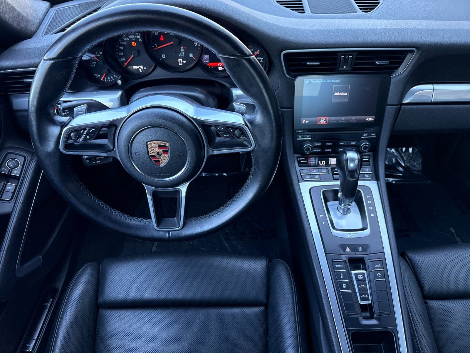 2017 Porsche 911 Carrera — full photo 14 of 28