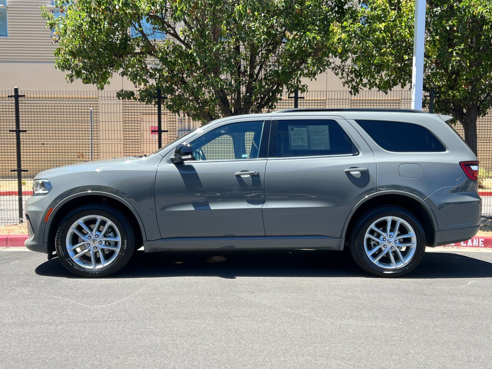 2024 Dodge Durango GT Plus — foto completa 3 de 30