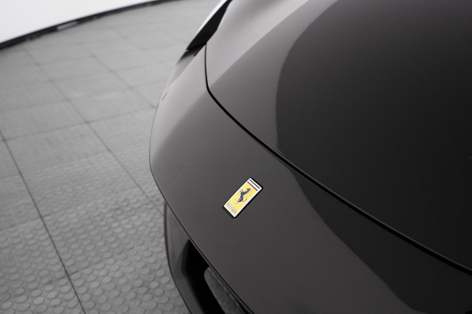 2024 Ferrari 296 GTB — foto completa 11 de 41