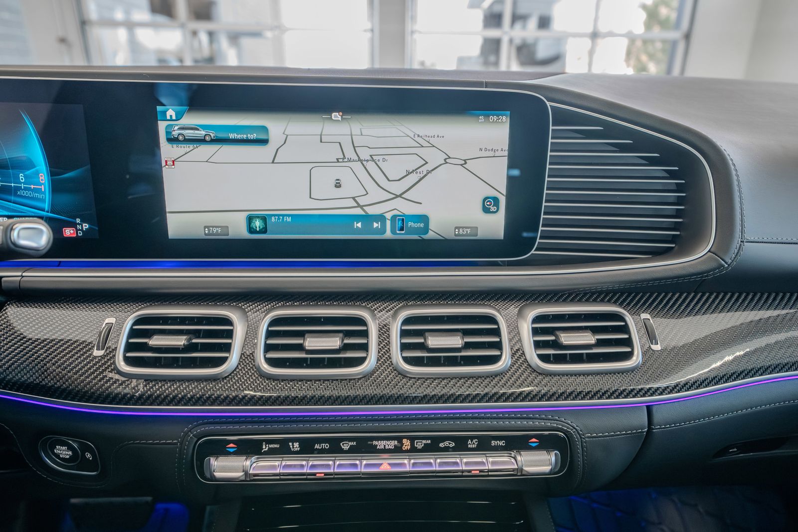 2026 Mercedes-Benz GLS GLS 63 AMG® — foto completa 20 de 36