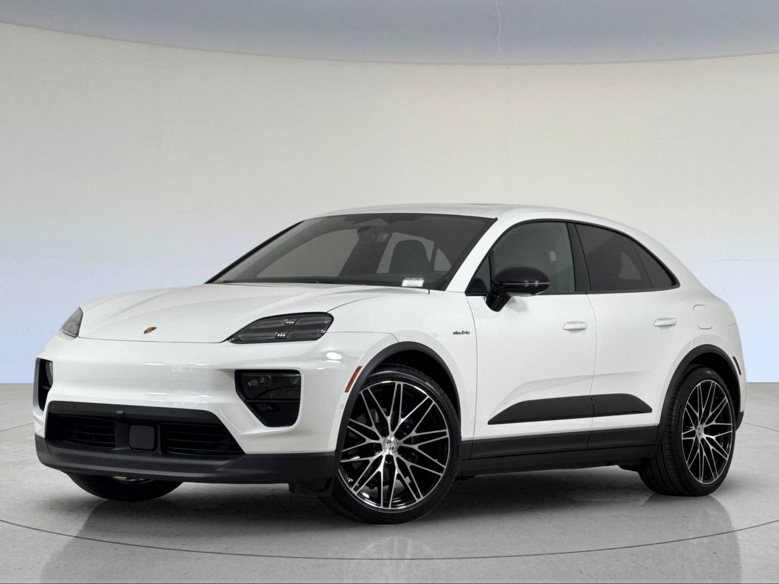 2026 Porsche Macan Electric 4 — photo 1 of 29