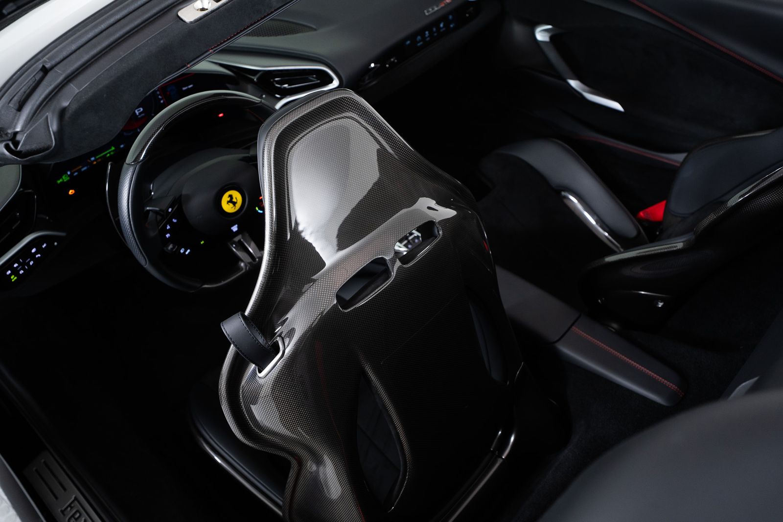 2024 Ferrari 296 GTS — full photo 35 of 46