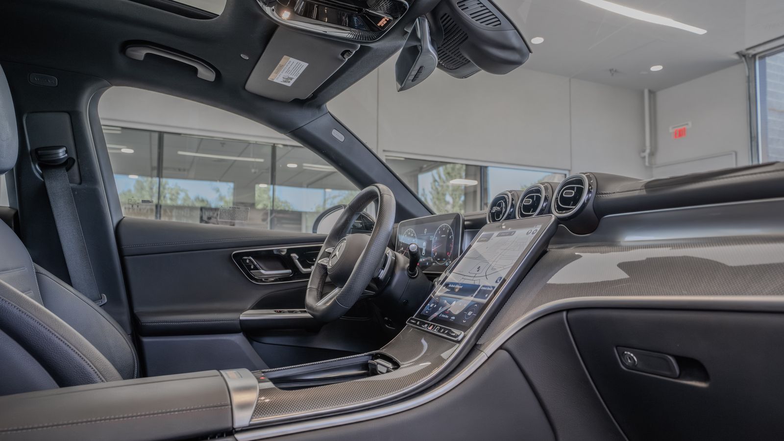 2024 Mercedes-Benz GLC GLC 300 Coupe — foto completa 18 de 35