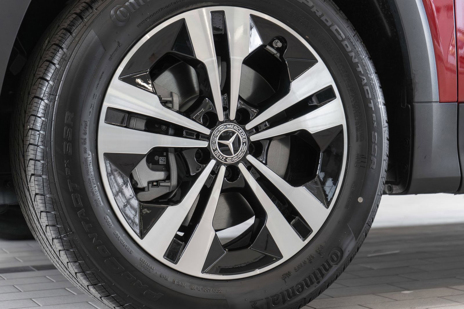 2026 Mercedes-Benz GLB GLB 250 — full photo 31 of 36