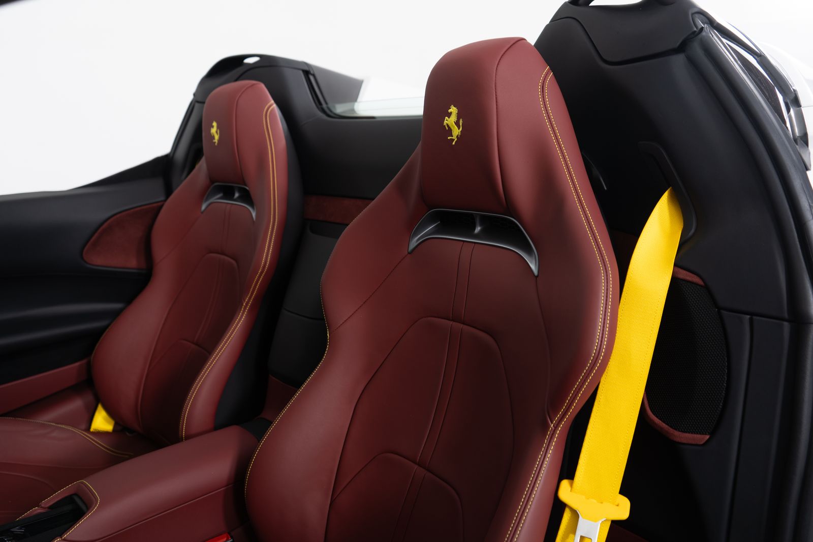 2024 Ferrari SF90 Spider — full photo 37 of 50