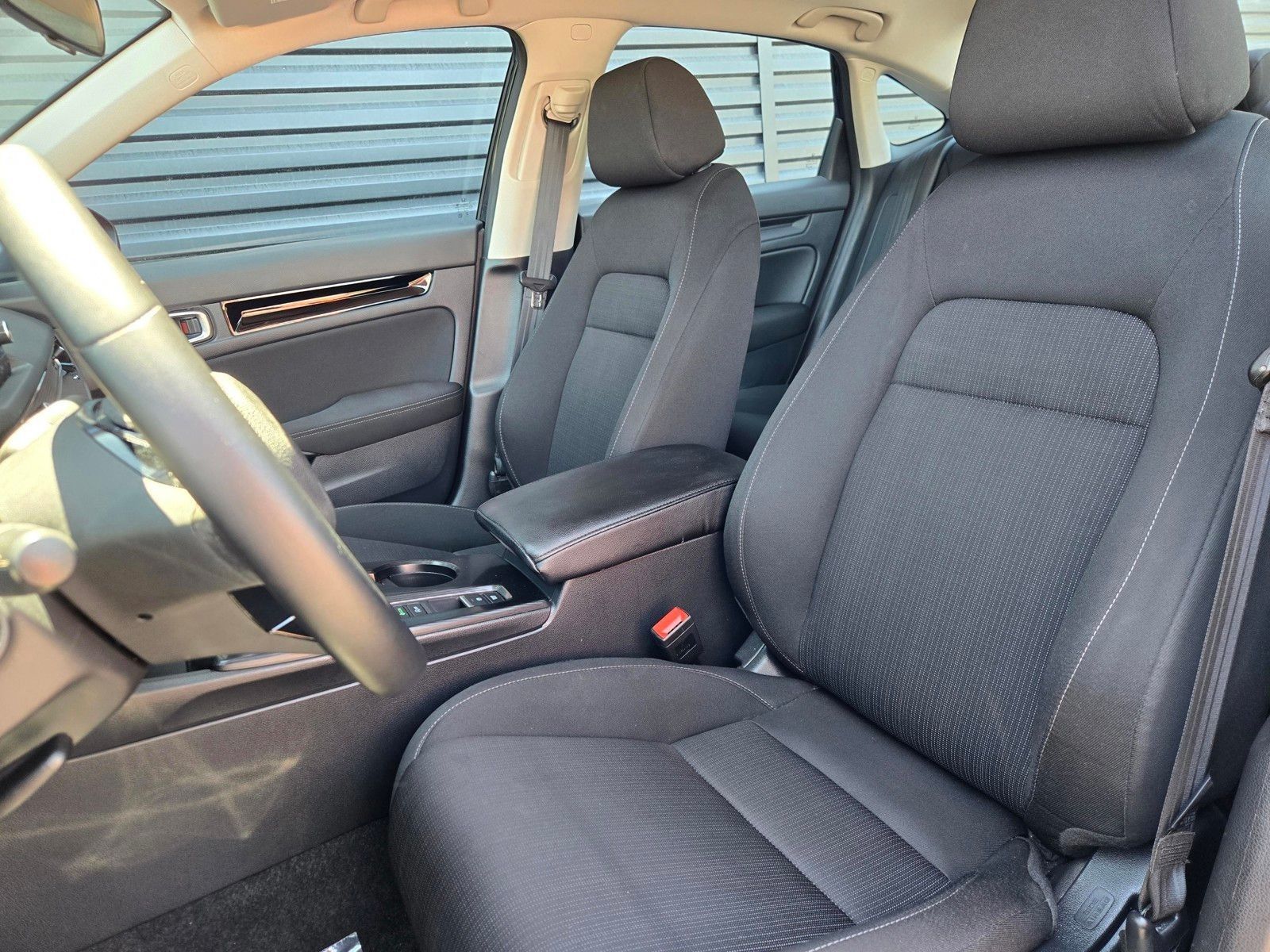 2024 Honda Civic EX — full photo 19 of 45