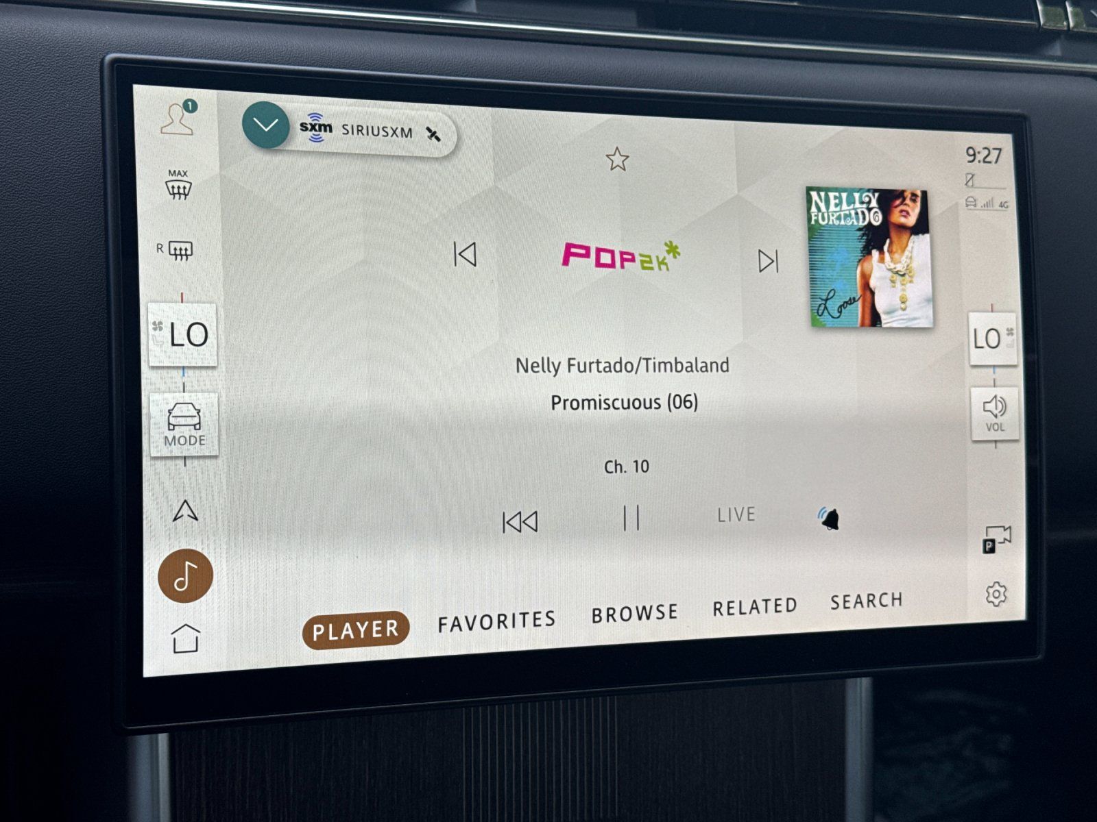 2025 Land Rover Range Rover Autobiography — full photo 18 of 30