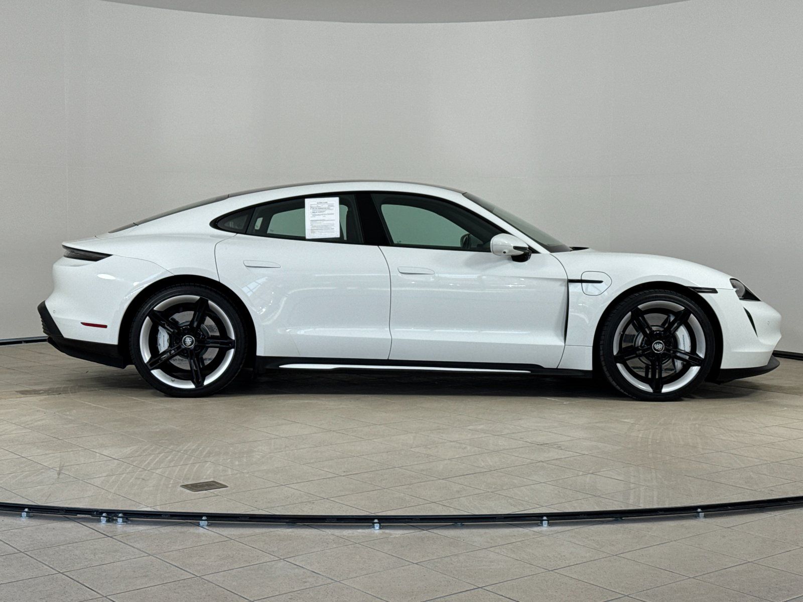 2024 Porsche Taycan Base — full photo 9 of 29