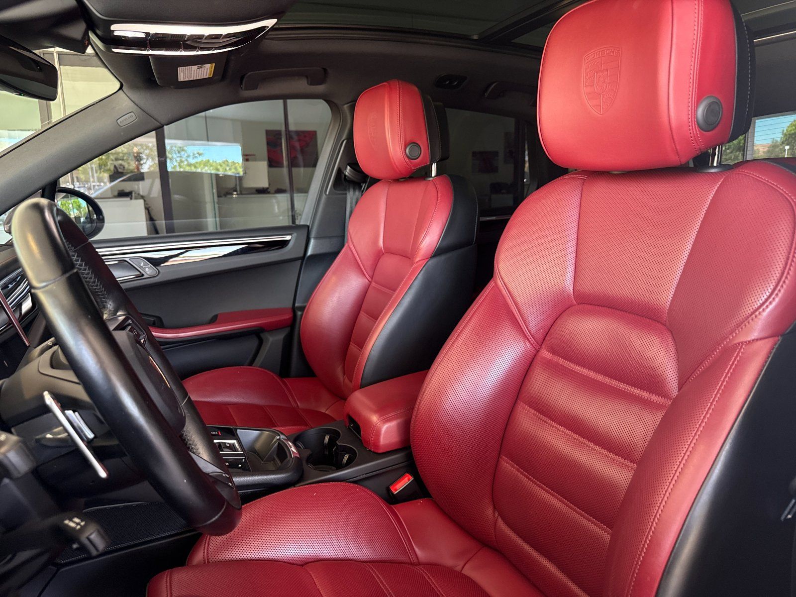2023 Porsche Macan T — foto completa 5 de 28