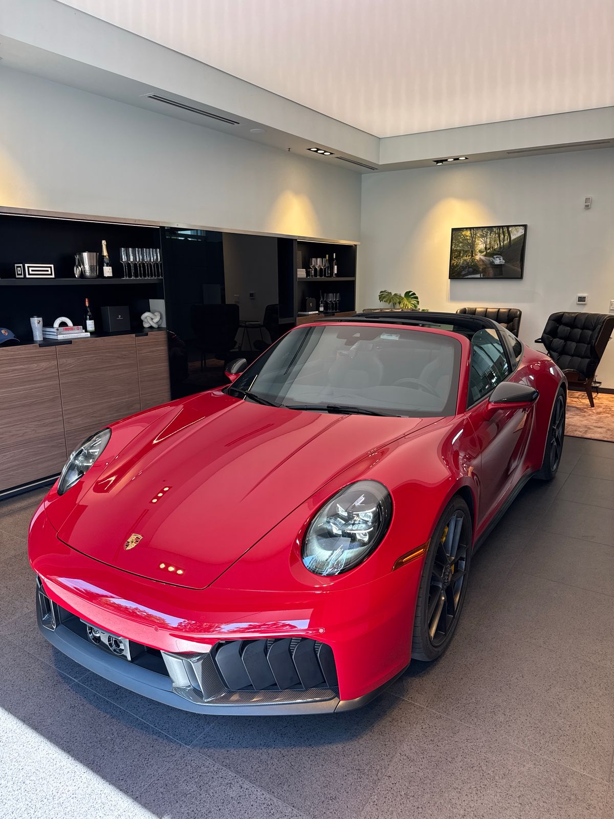 2026 Porsche 911 Targa 4 GTS — full photo 7 of 12