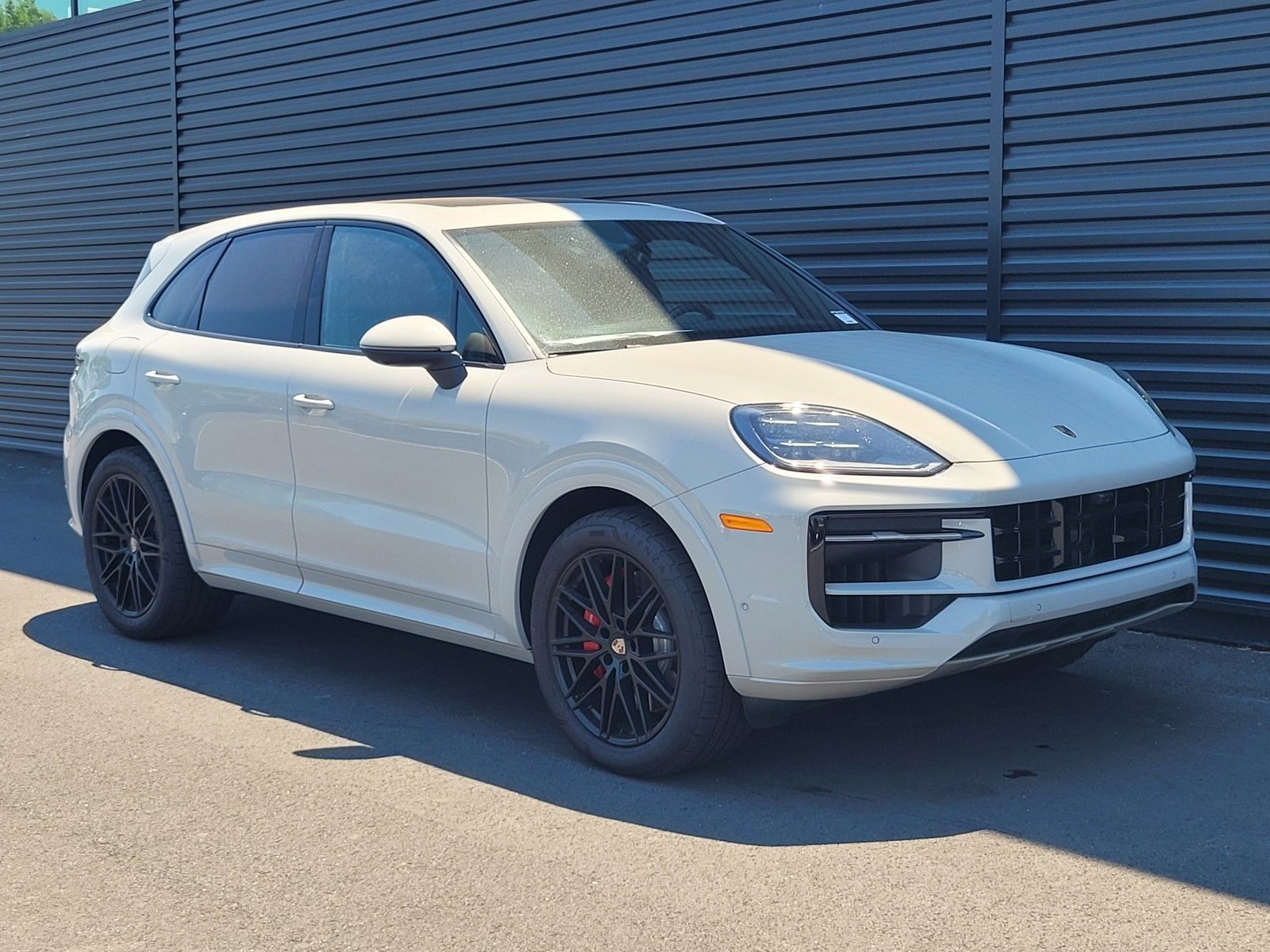 2026 Porsche Cayenne S — foto completa 9 de 28