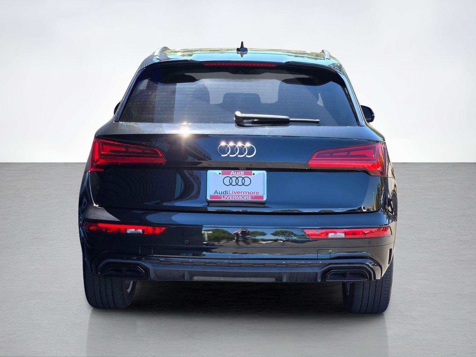 2023 Audi Q5 e 55 Premium — full photo 5 of 45