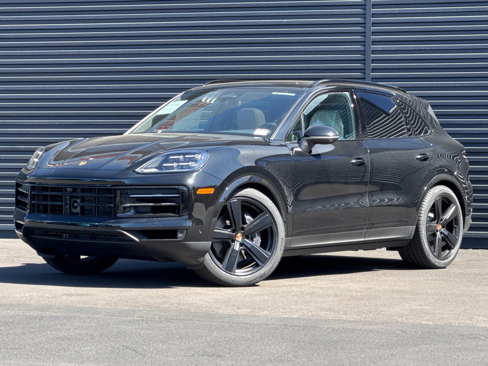 2026 Porsche Cayenne Base — photo 1 of 29