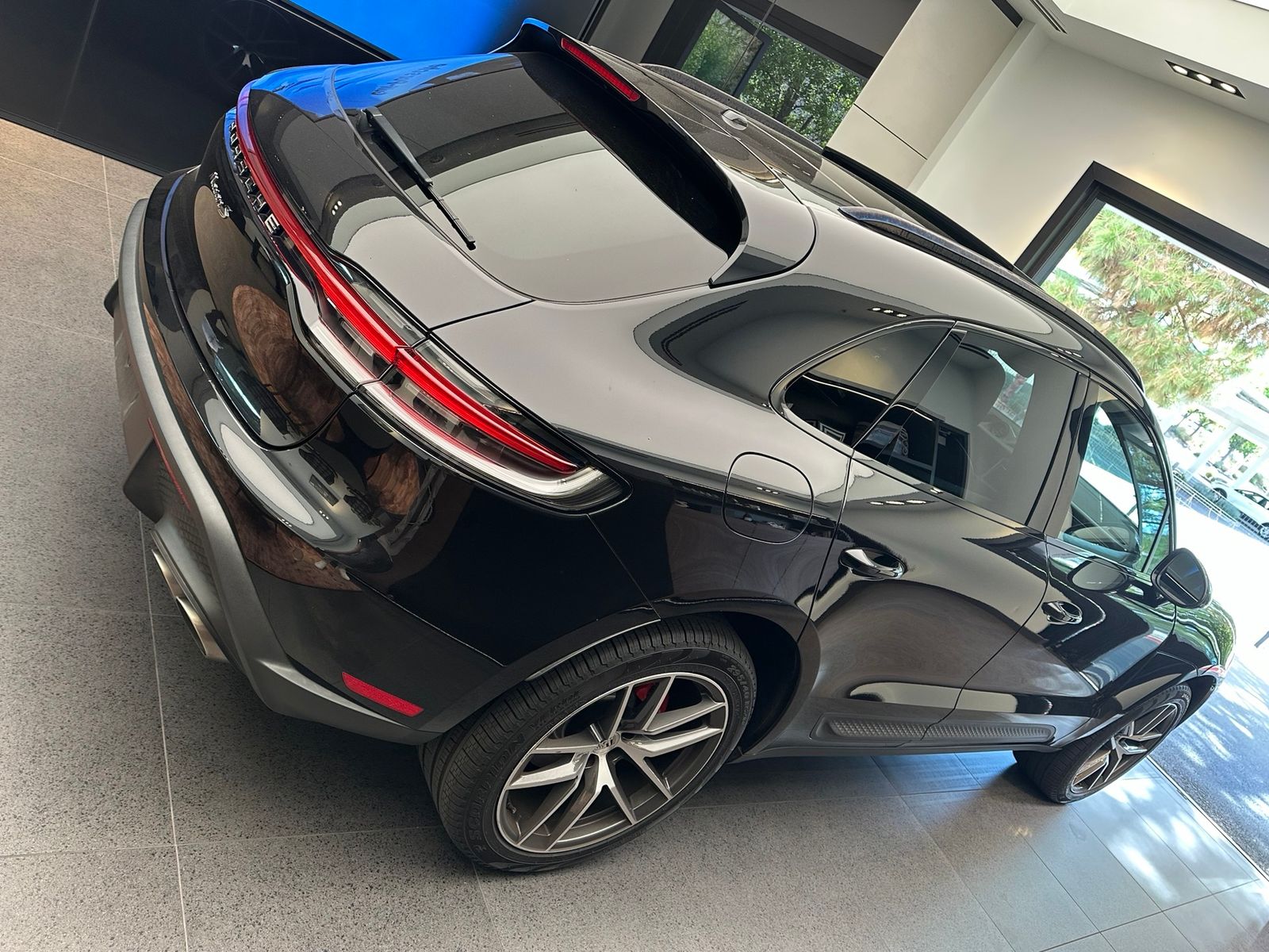 2023 Porsche Macan S — foto completa 6 de 13