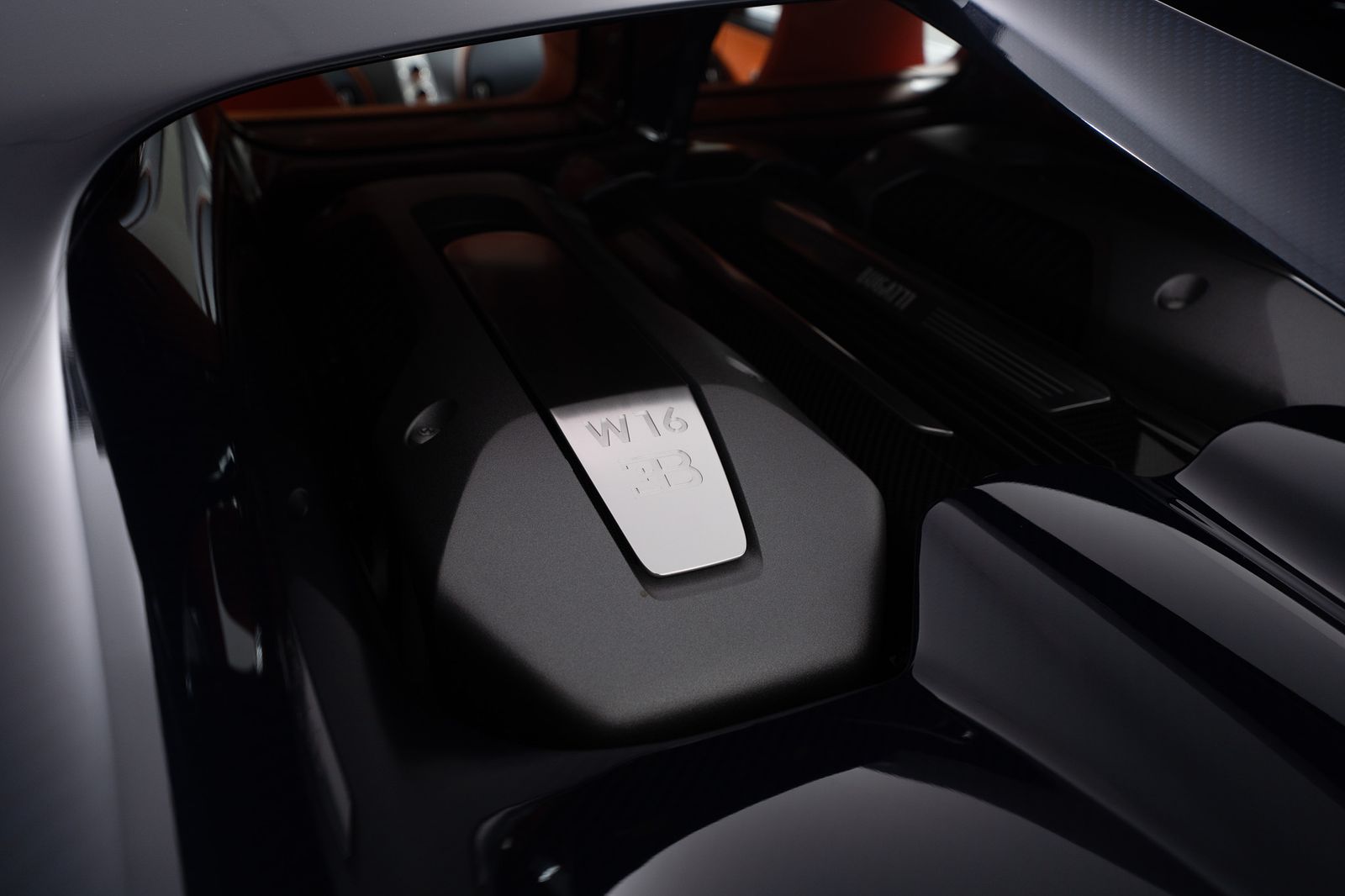 2018 Bugatti Chiron — foto completa 24 de 85