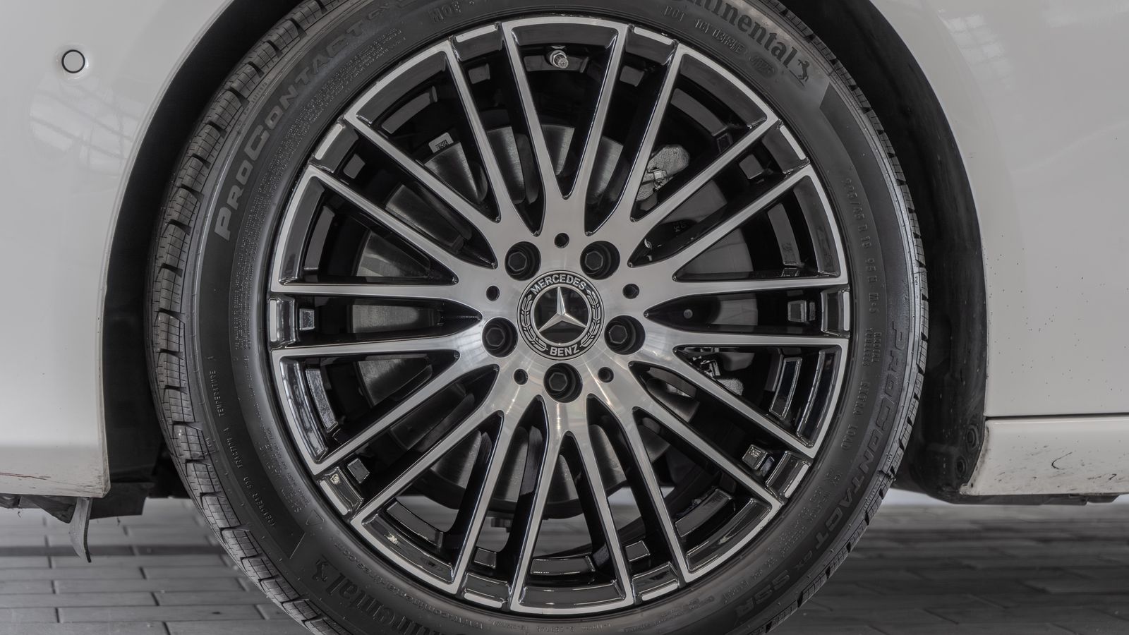 2025 Mercedes-Benz C-Class C 300 — full photo 31 of 35