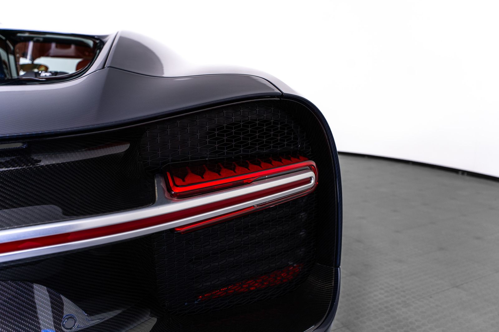 2018 Bugatti Chiron — foto completa 29 de 85