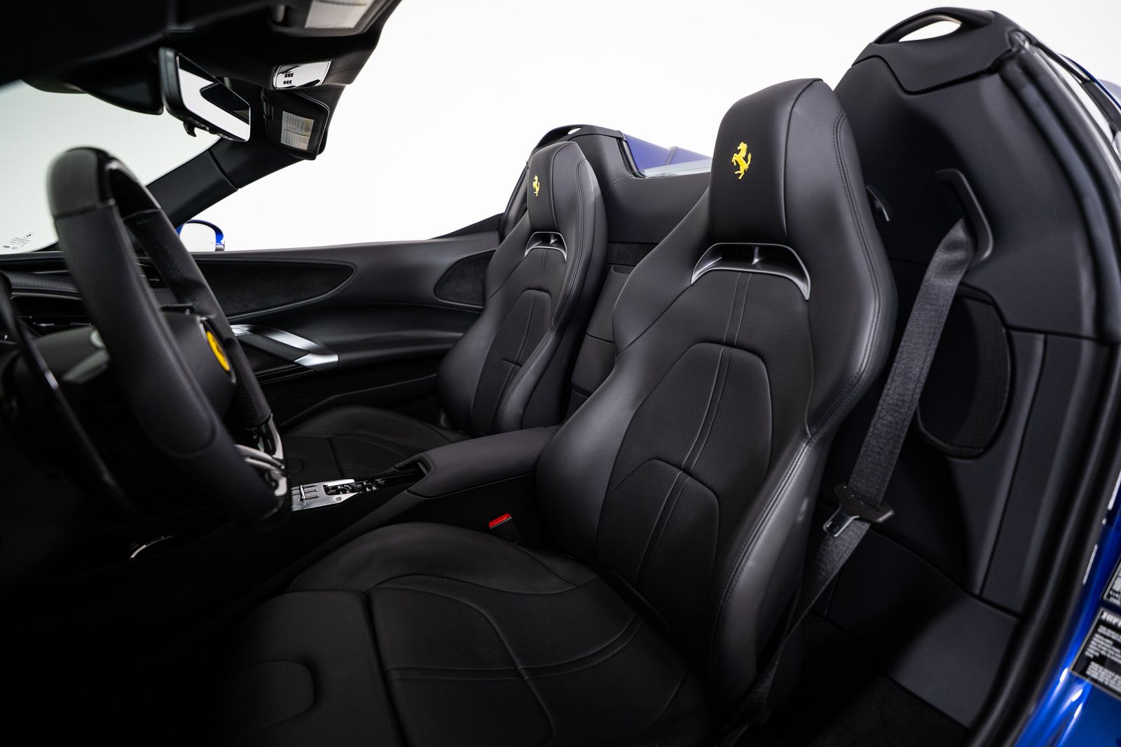 2025 Ferrari SF90 Spider — full photo 54 of 67