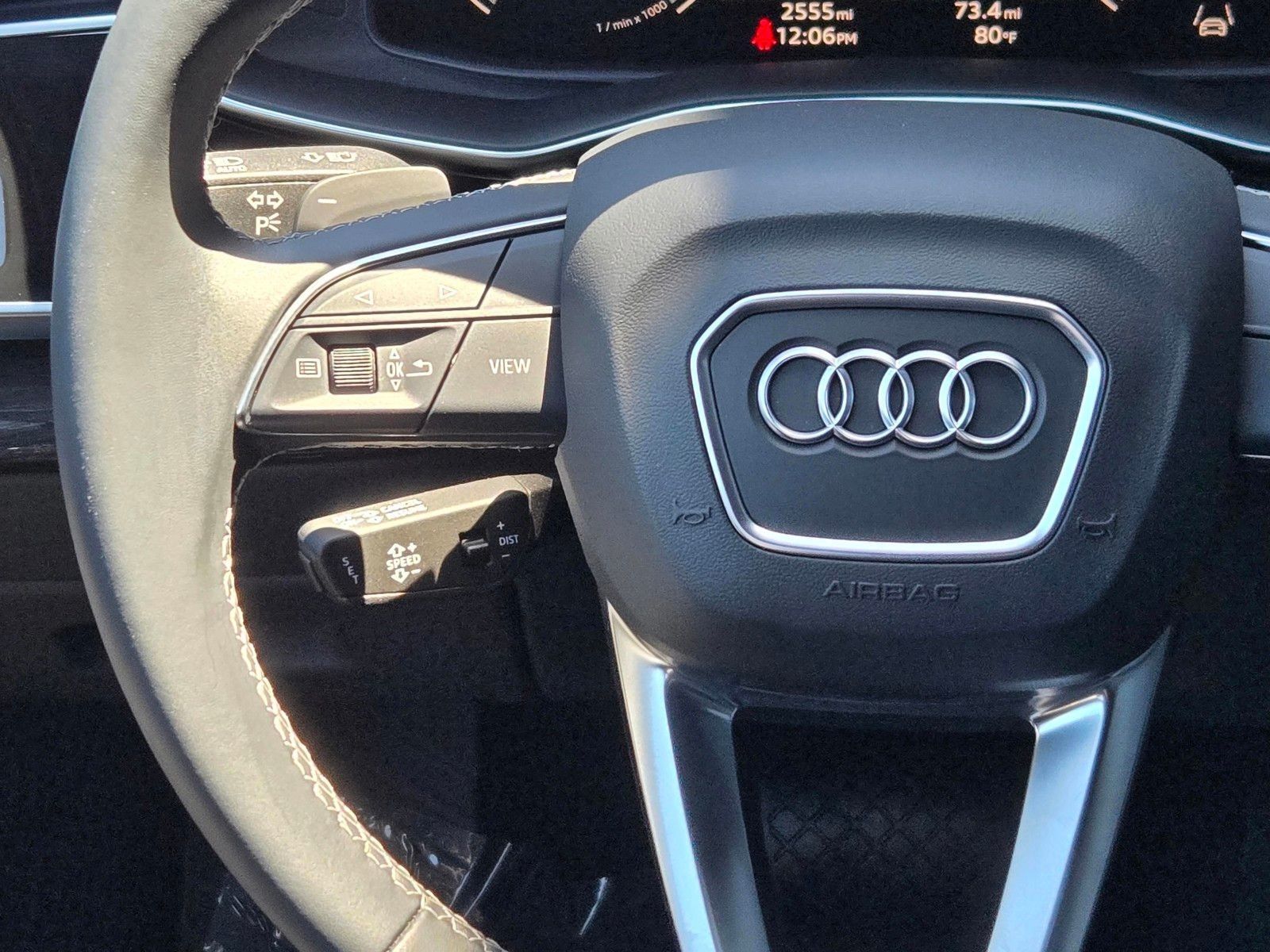 2025 Audi Q7 55 Premium Plus — foto completa 15 de 45