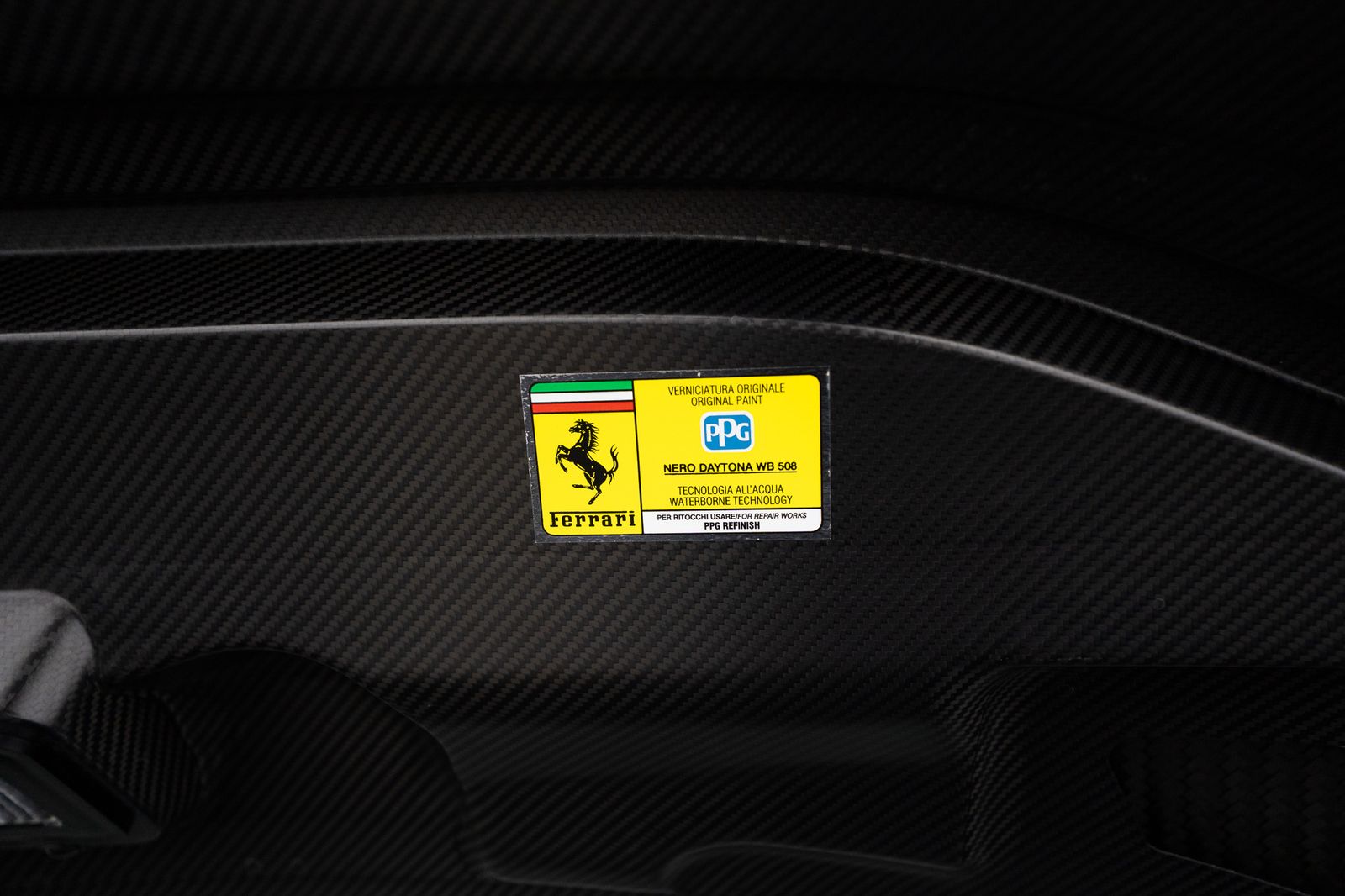 2023 Ferrari SF90 Spider — full photo 20 of 52