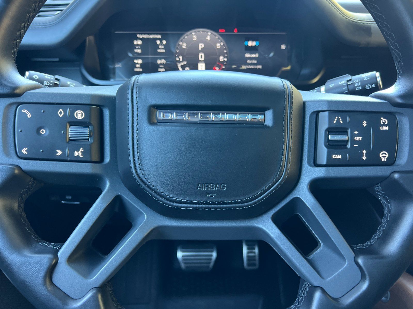 2024 Land Rover Defender 110 X — foto completa 23 de 29