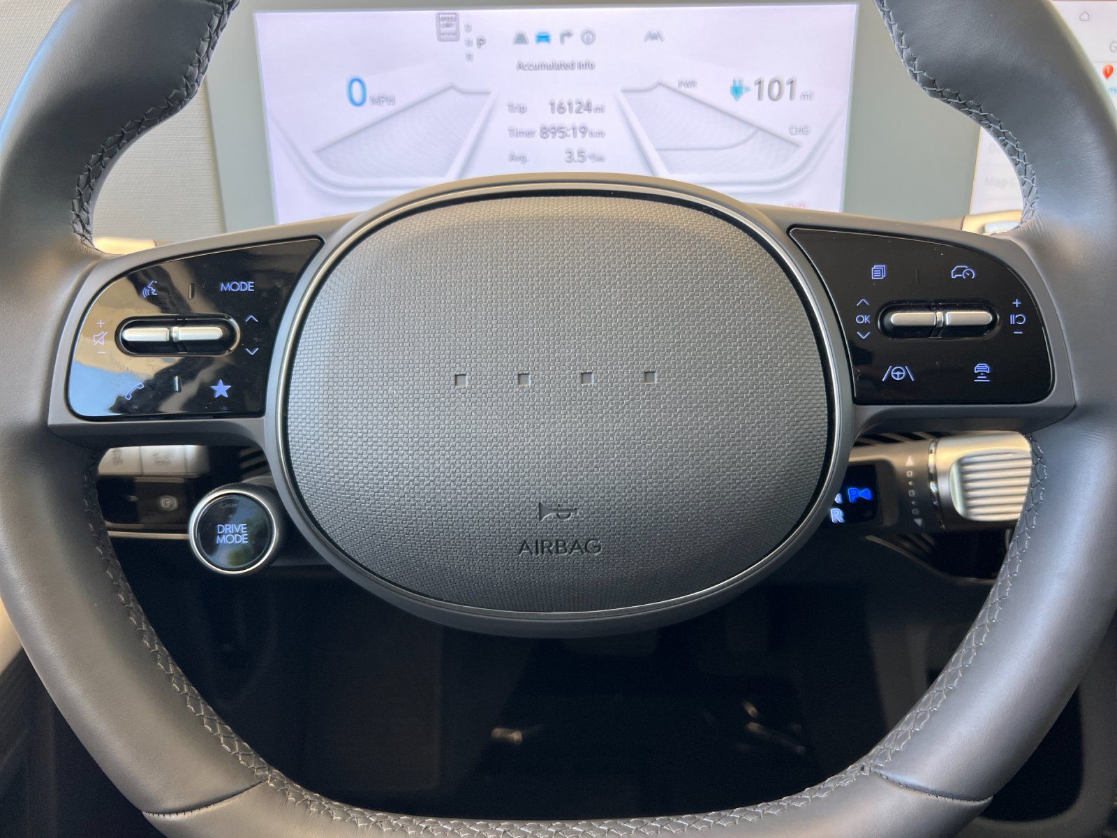 2024 Hyundai IONIQ 5 SEL — foto completa 24 de 29