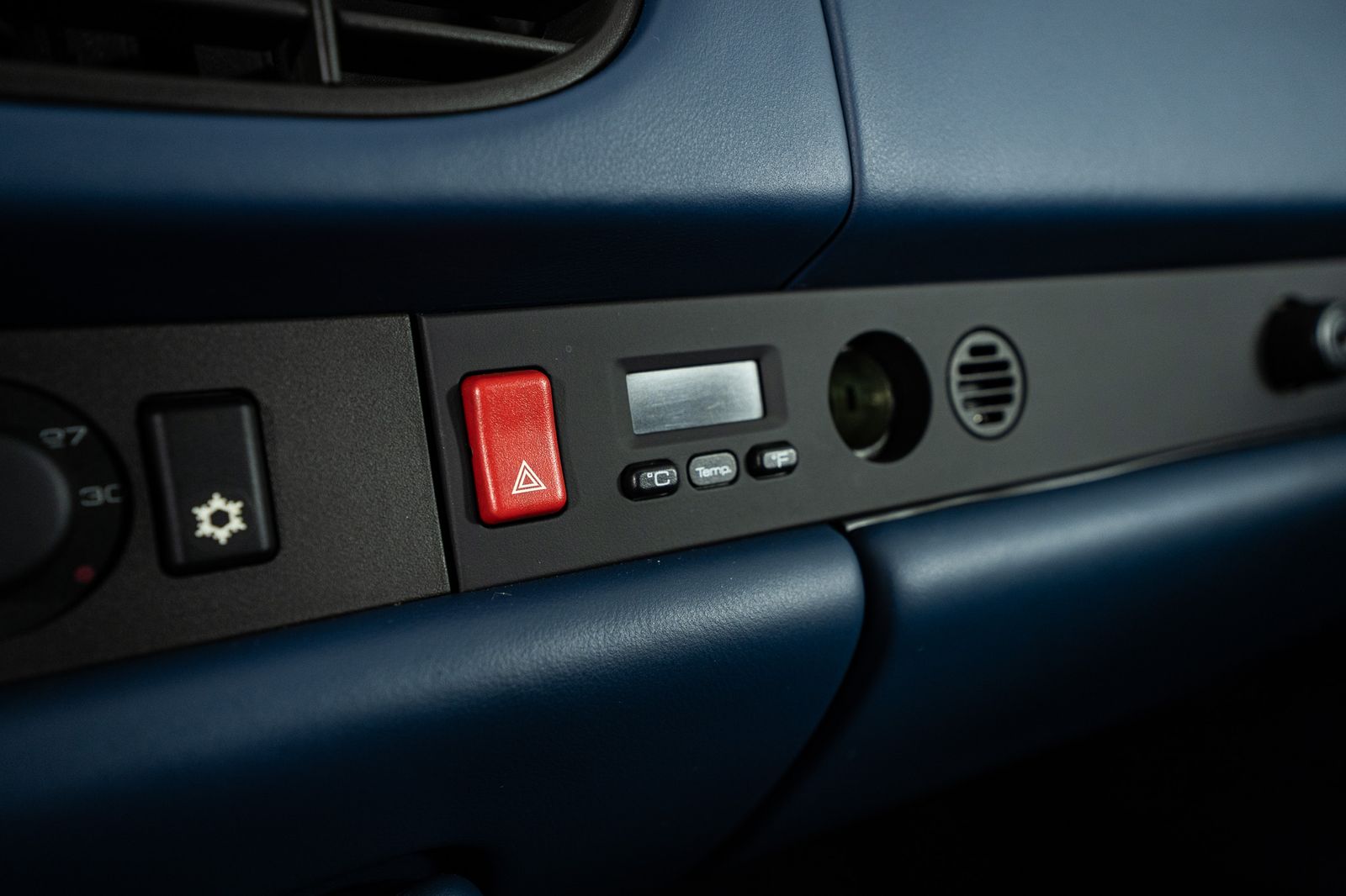 1992 Porsche 968 — full photo 31 of 57