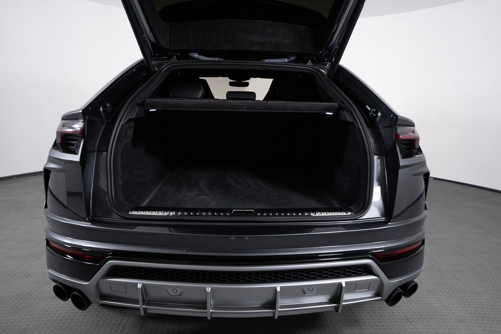 2020 Lamborghini Urus Base — full photo 30 of 53