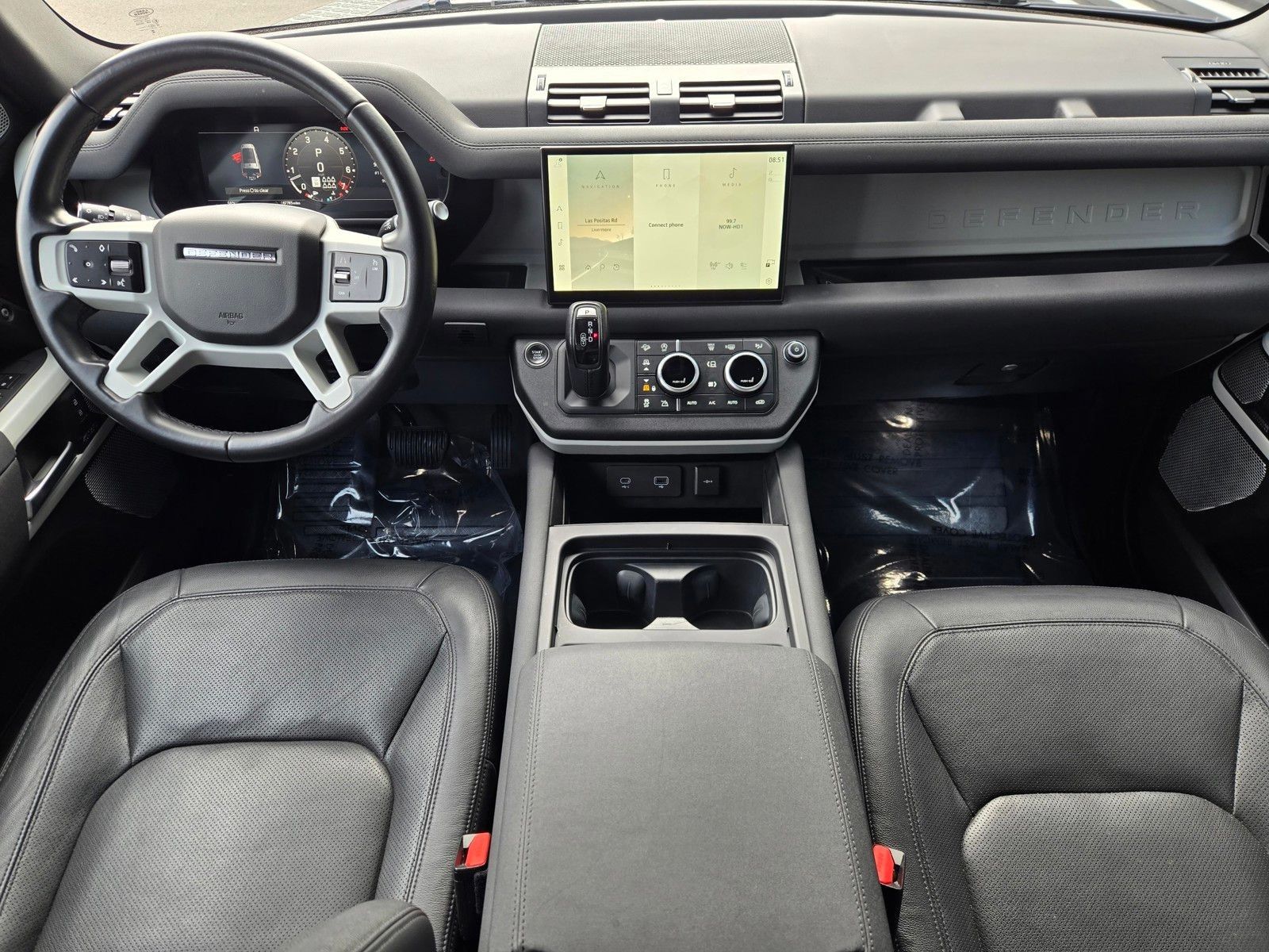 2023 Land Rover Defender 130 SE — foto completa 12 de 45