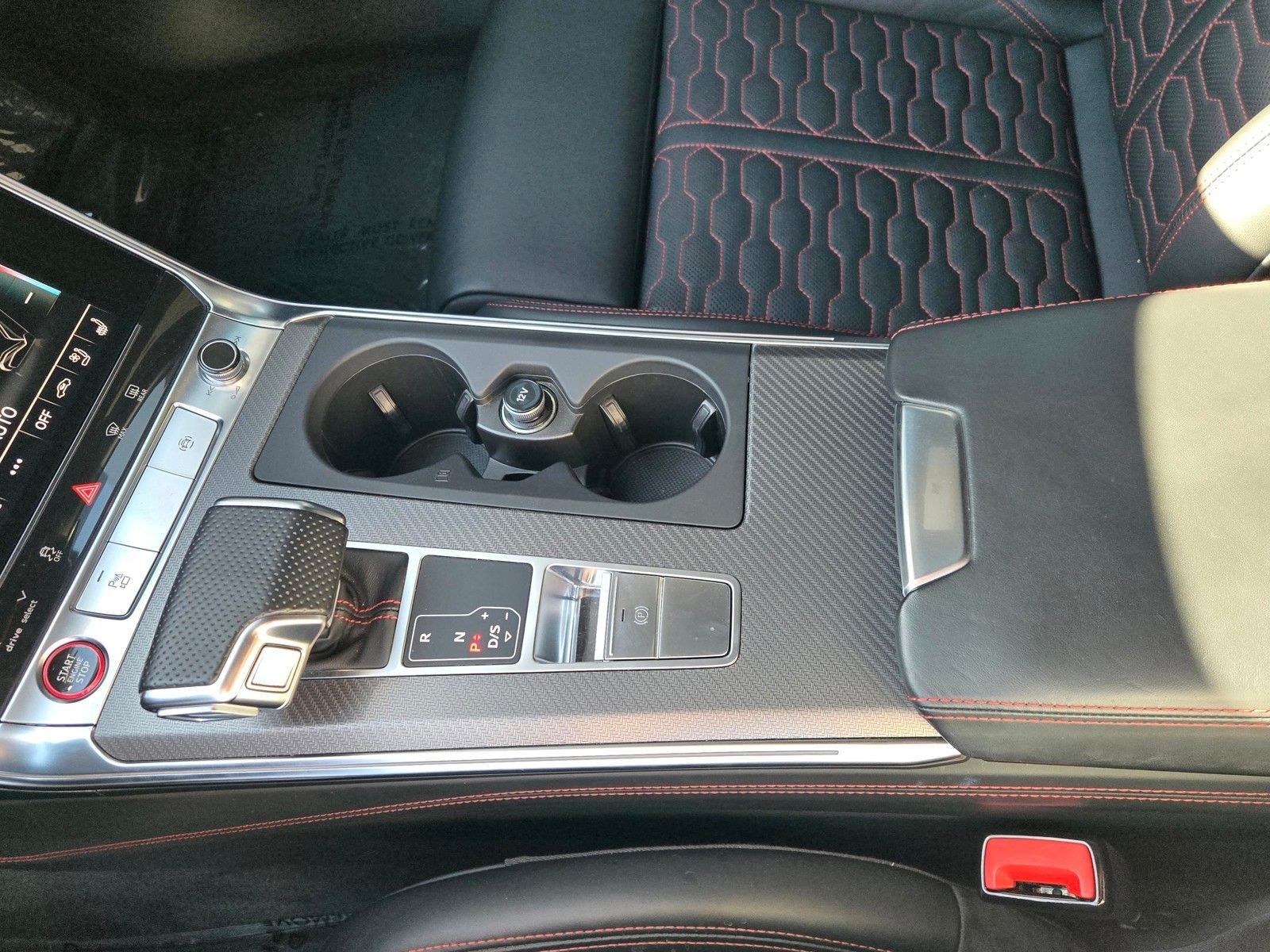2021 Audi RS 6 4.2 — full photo 23 of 45