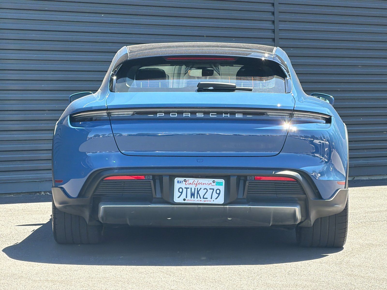 2022 Porsche Taycan Cross Turismo 4S — full photo 7 of 29