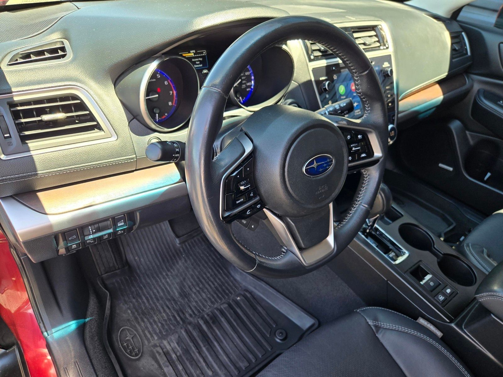 2019 Subaru Outback 2.5i — full photo 18 of 45