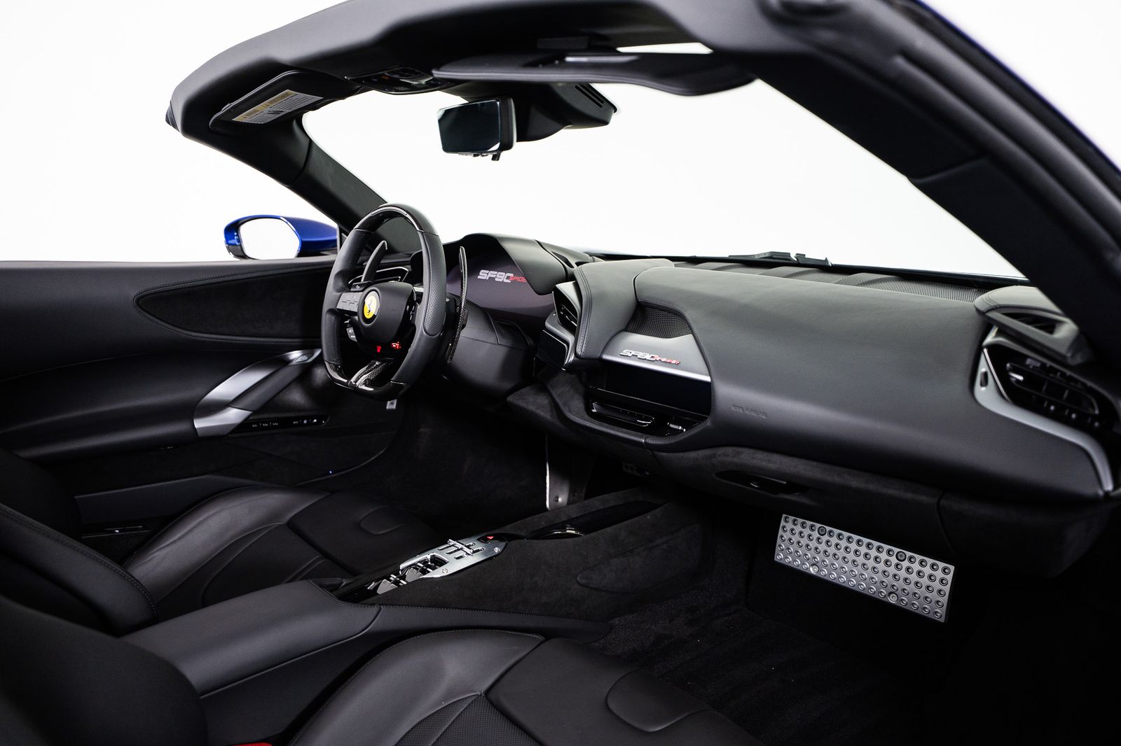 2025 Ferrari SF90 Spider — full photo 56 of 67