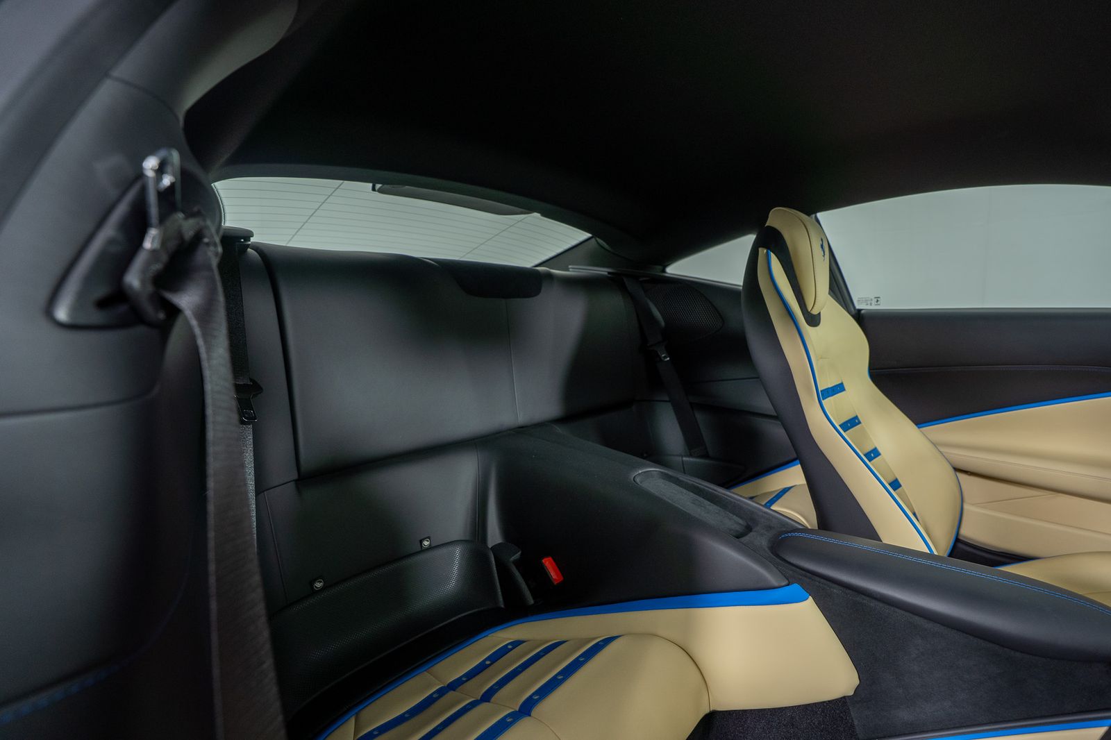 2023 Ferrari Roma — full photo 36 of 40