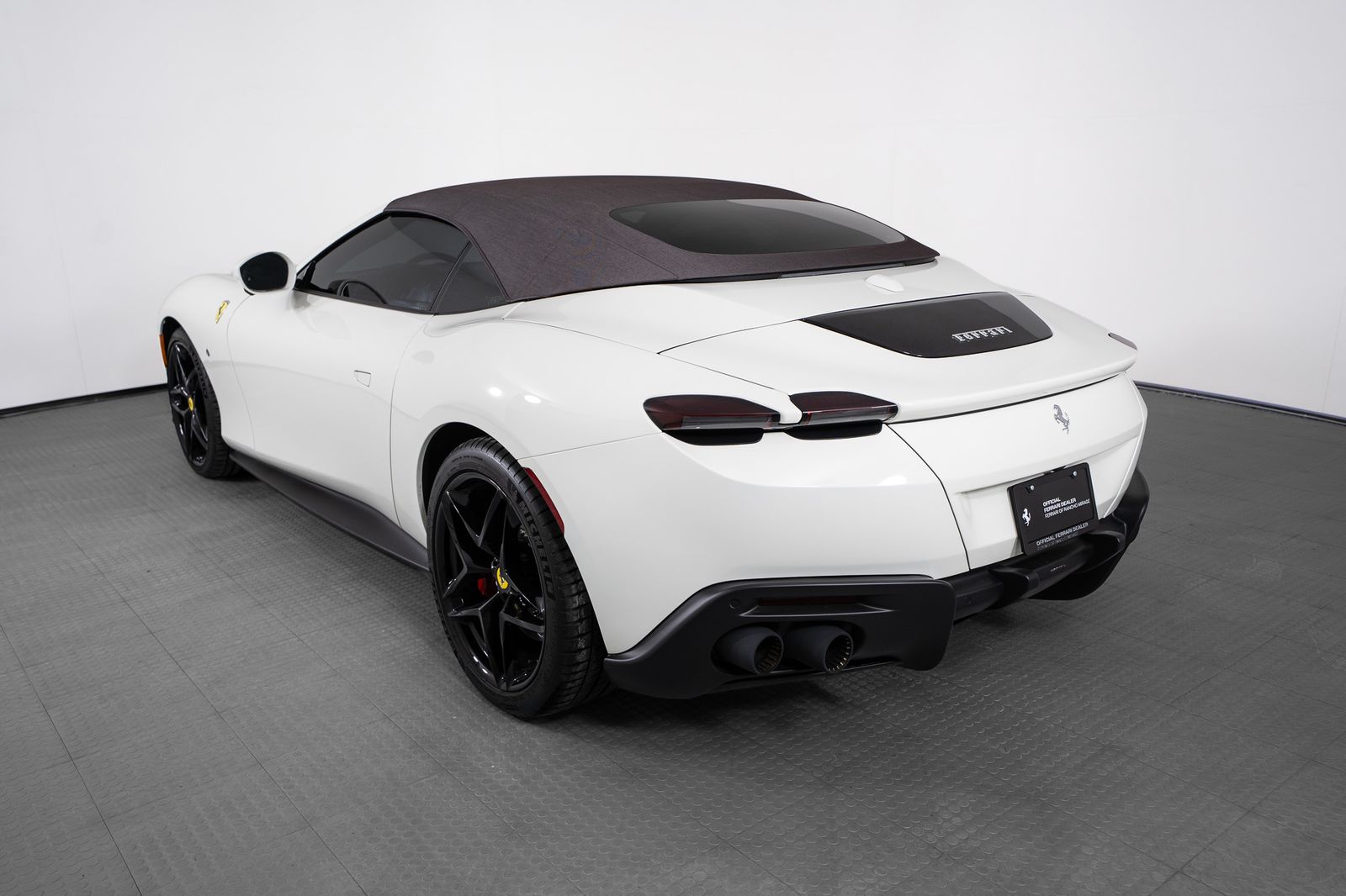 2025 Ferrari Roma Spider — full photo 50 of 51