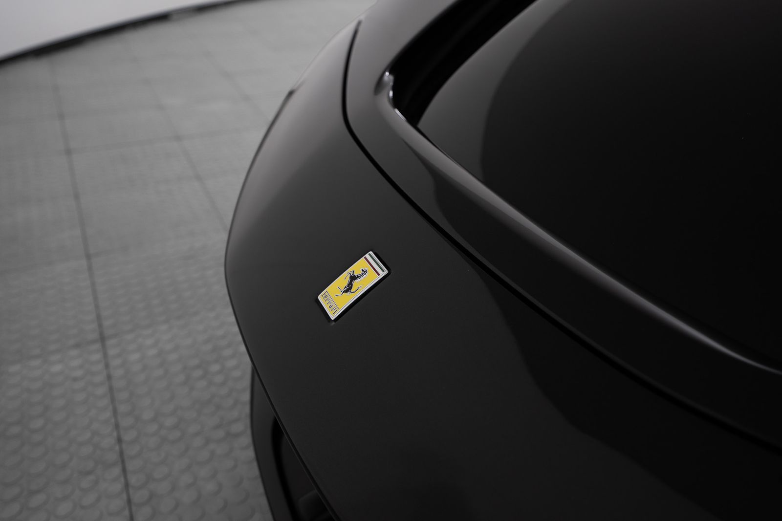 2023 Ferrari SF90 Spider — full photo 13 of 52