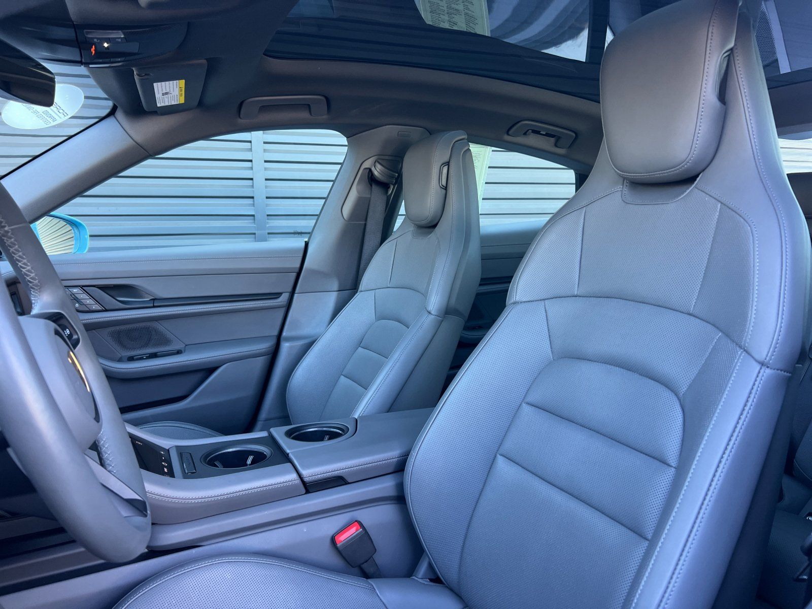 2024 Porsche Taycan 4S — foto completa 6 de 29