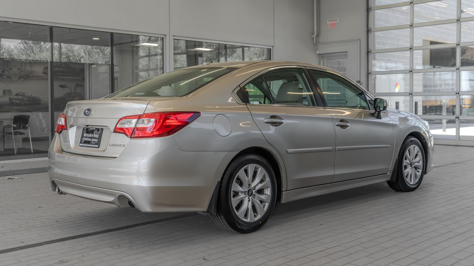 2015 Subaru Legacy 2.5i — full photo 29 of 34