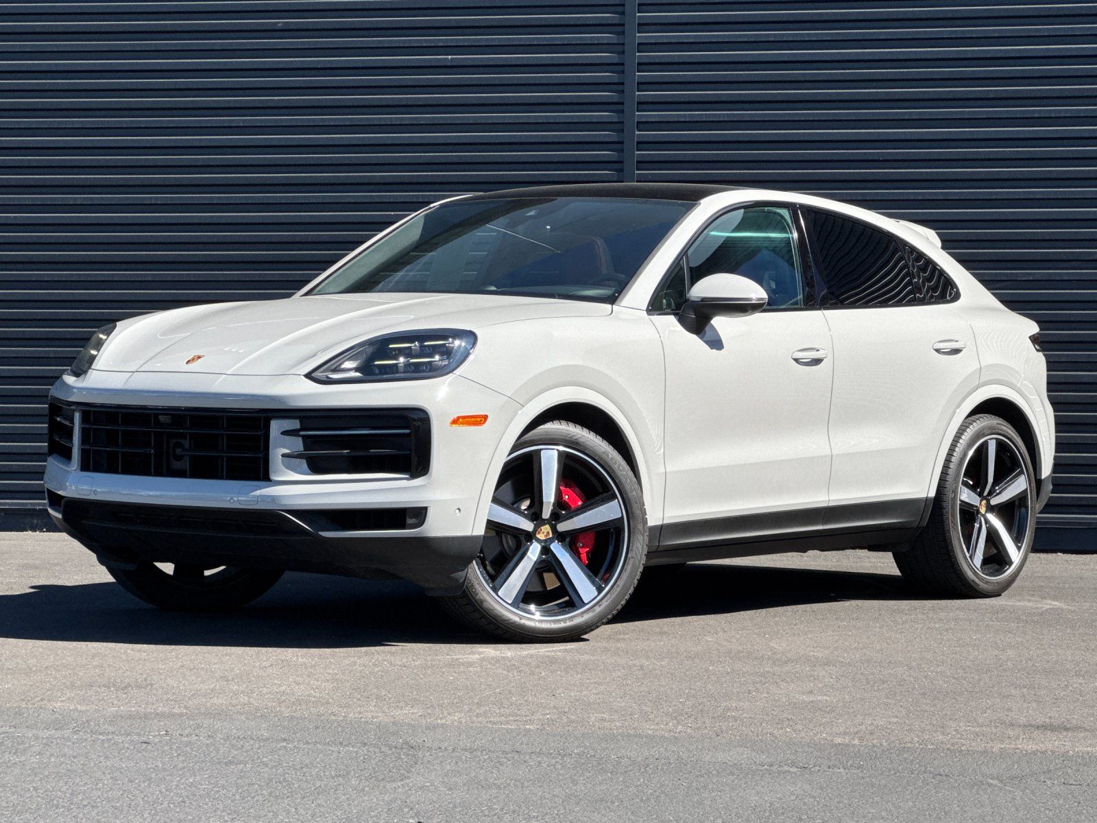 2024 Porsche Cayenne Coupe S — foto completa 2 de 30