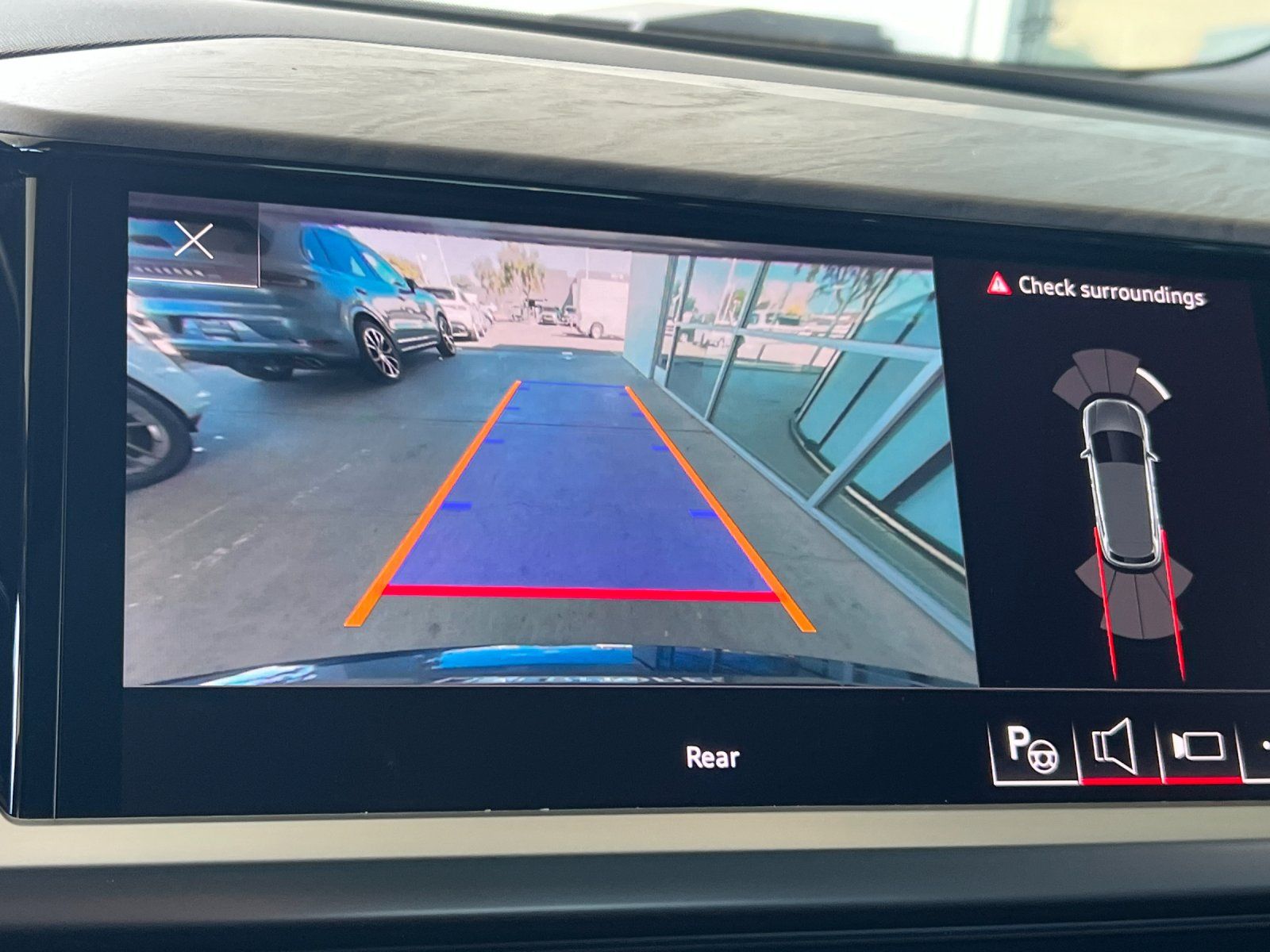 2023 Audi Q4 e-tron Premium Plus — full photo 20 of 29