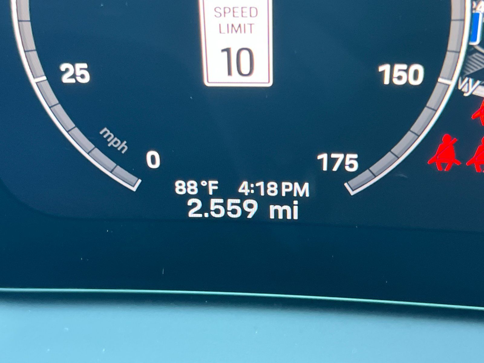 2026 Porsche Cayenne Coupe Base — full photo 26 of 30