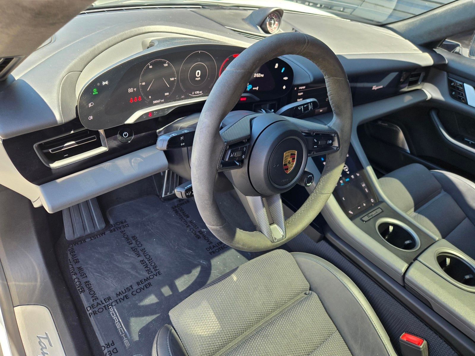 2021 Porsche Taycan Turbo — foto completa 4 de 27