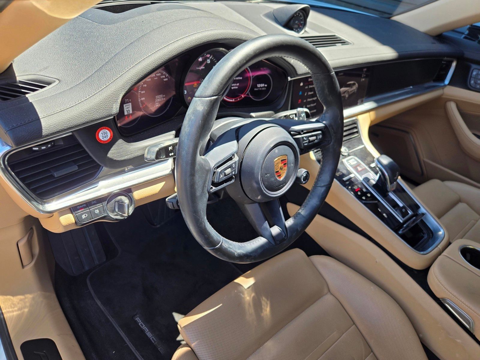 2023 Porsche Panamera 4 Platinum Edition — foto completa 4 de 27