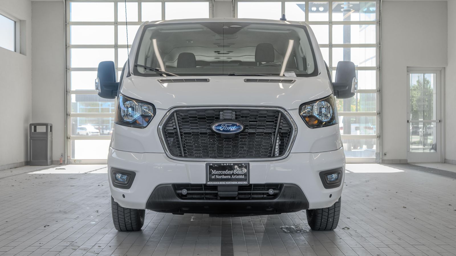 2024 Ford Transit-350 XLT — foto completa 11 de 34
