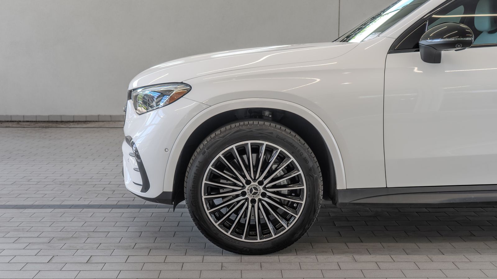 2024 Mercedes-Benz GLC GLC 300 Coupe — foto completa 4 de 35