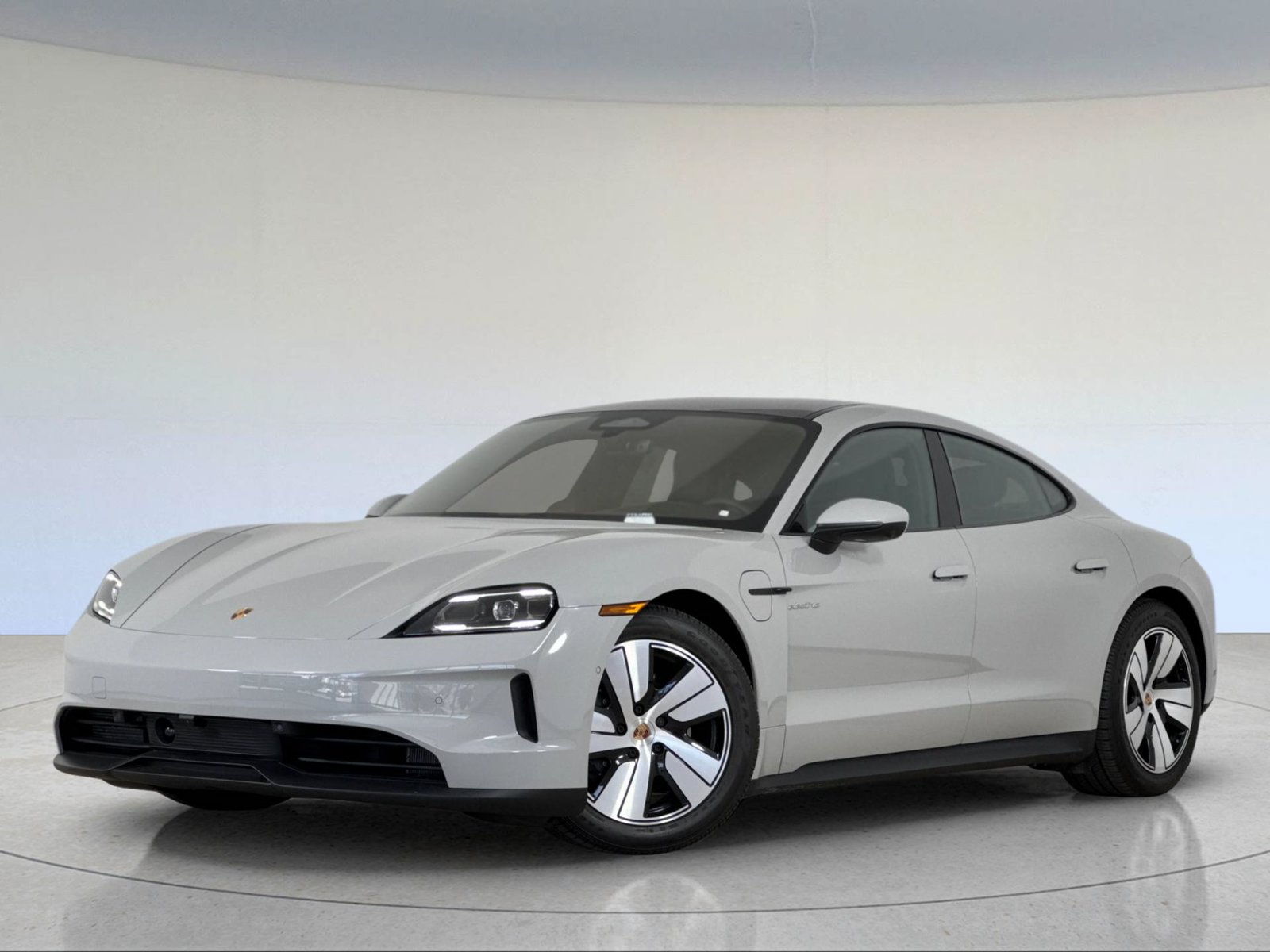 2026 Porsche Taycan Base — foto 1 de 28