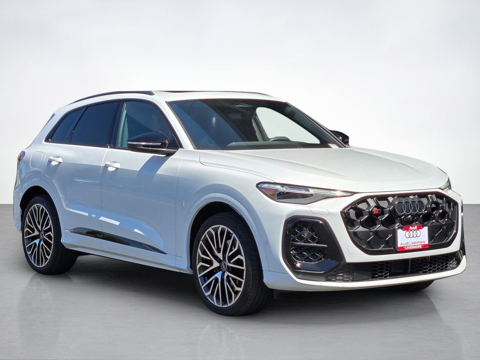2025 Audi SQ5 3.0T Premium Plus — foto completa 8 de 45