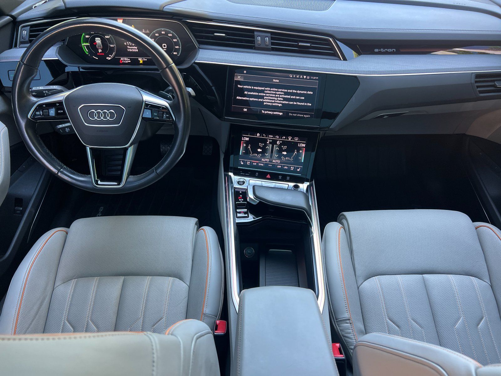 2024 Audi Q8 Sportback e-tron Prestige — full photo 12 of 28