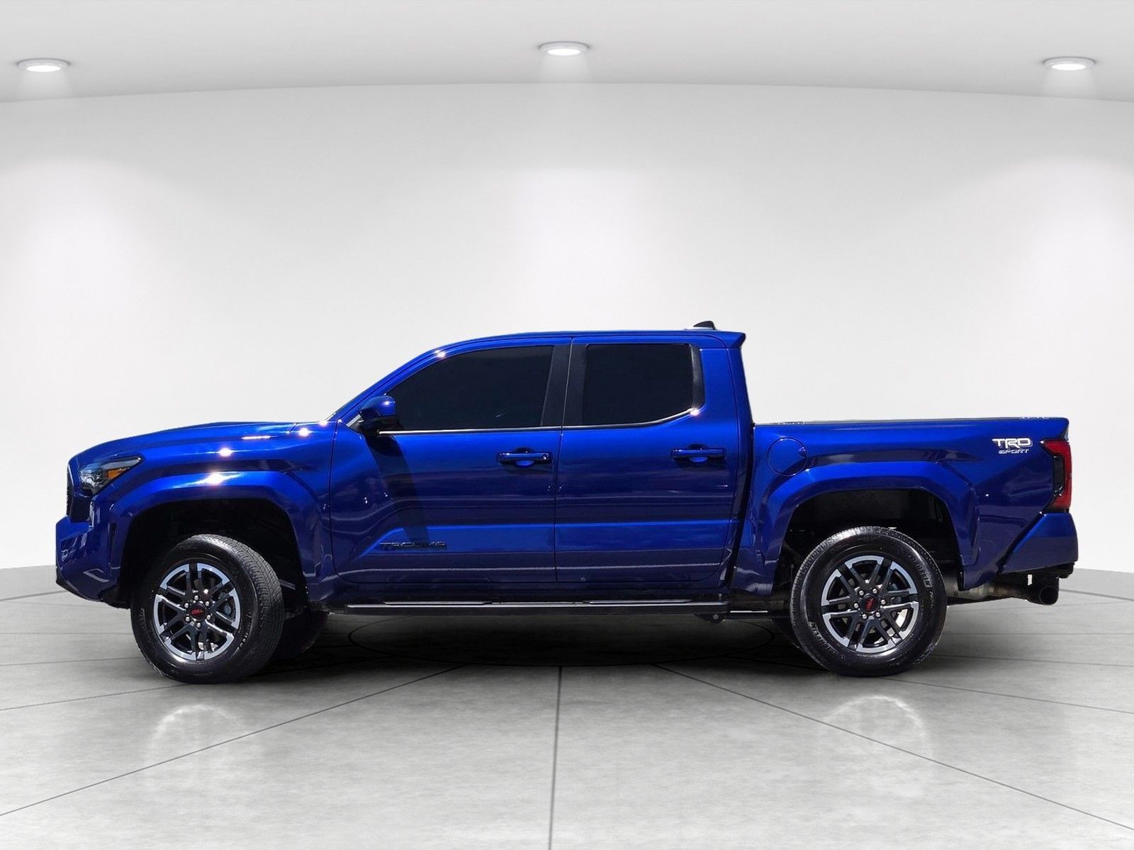 2025 Toyota Tacoma TRD Sport — foto completa 4 de 28